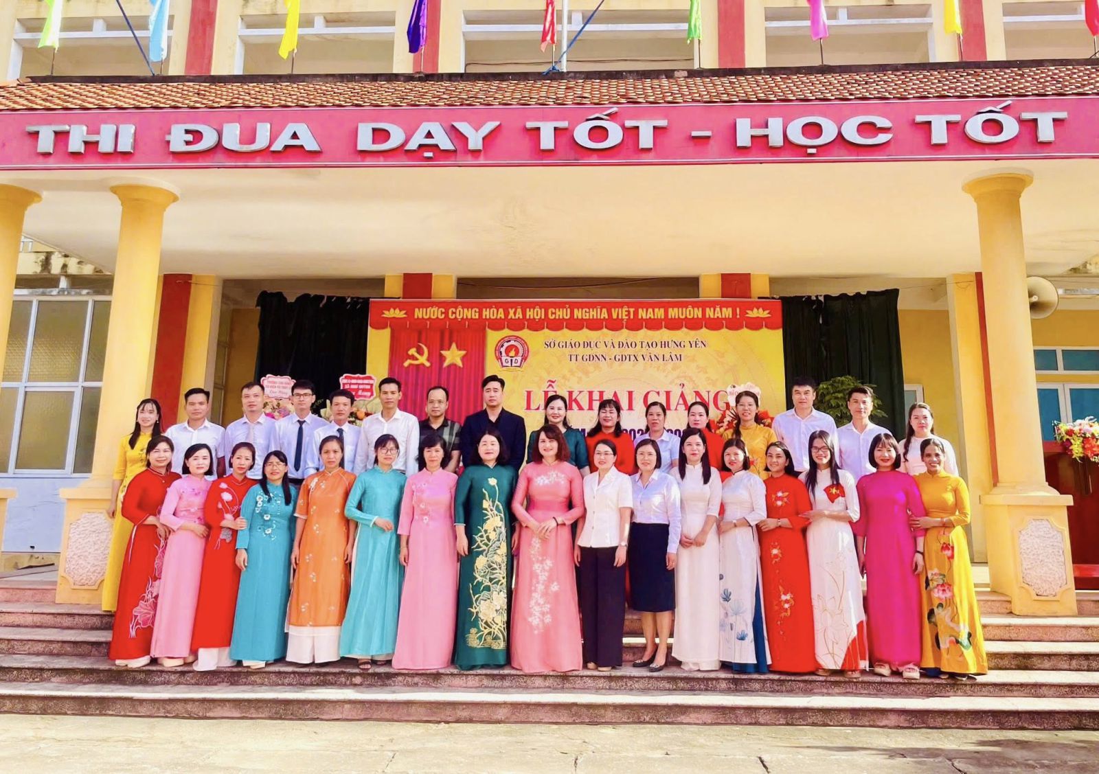 <a href='https://trungtamgdnn-gdtxvanlam.hungyen.edu.vn/tin-tuc/ngay-khai-giang-nam-hoc-2025-2026.html'>NGÀY KHAI GIẢNG NĂM HỌC 2025 – 2026</a>